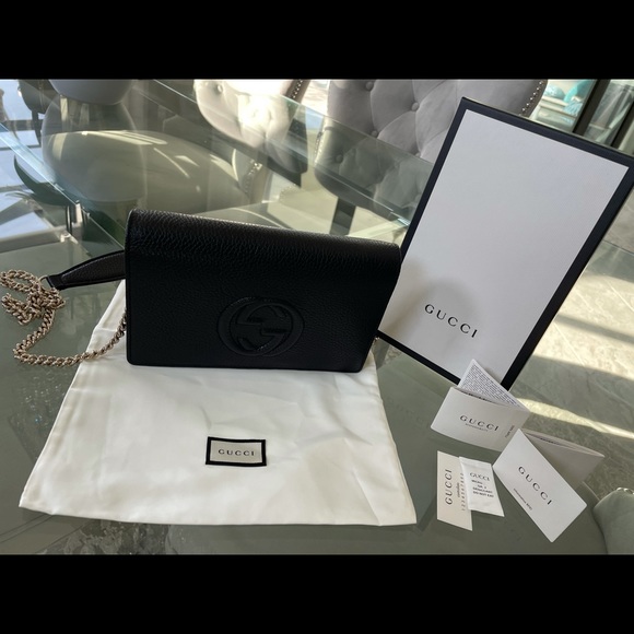 Gucci Crossbody- Soho Collection wallet on a chain - Picture 2 of 10